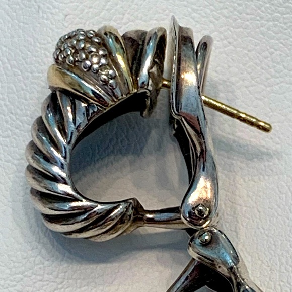 David Yurman Pave Diamond Thoroughbred Earring - Picture 3 of 6